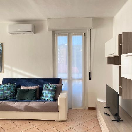 Diadema Blue - Immobili E Soluzioni Rent Apartment Bergamo Bagian luar foto