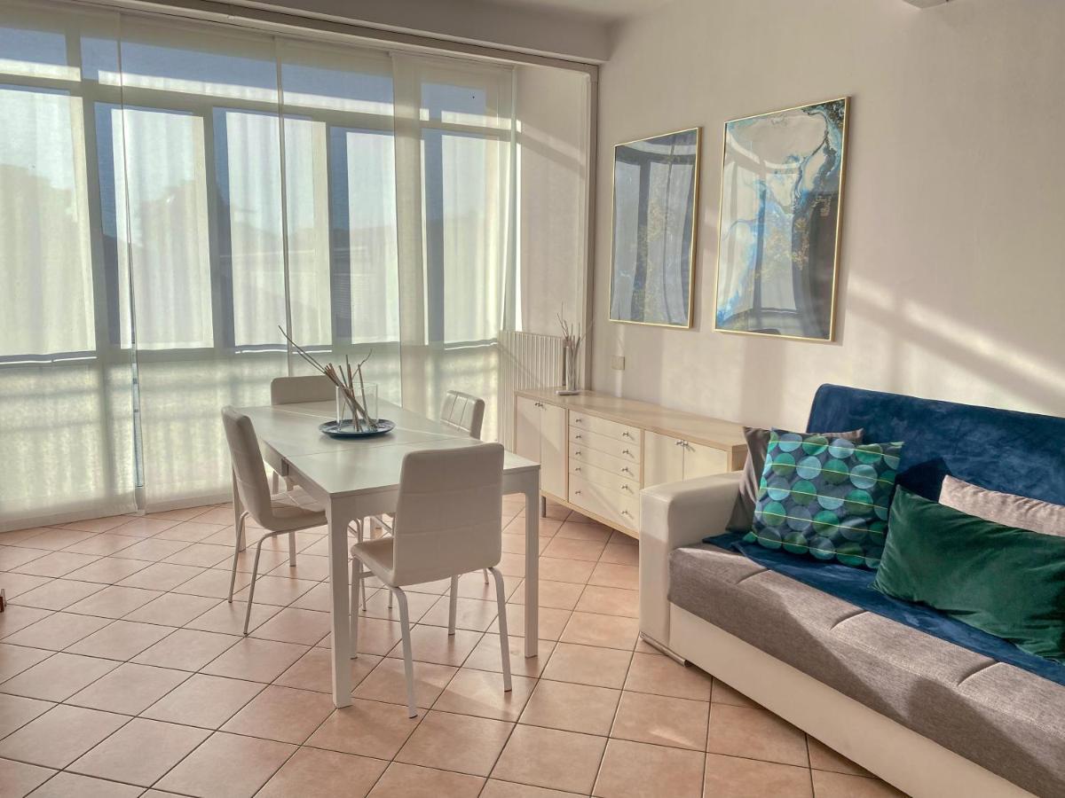 Diadema Blue - Immobili E Soluzioni Rent Apartment Bergamo Bagian luar foto