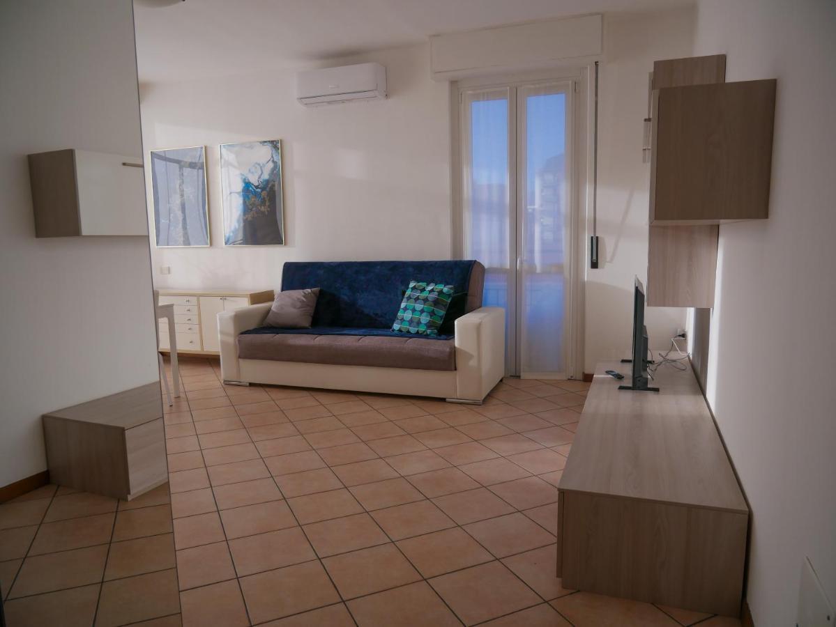 Diadema Blue - Immobili E Soluzioni Rent Apartment Bergamo Bagian luar foto